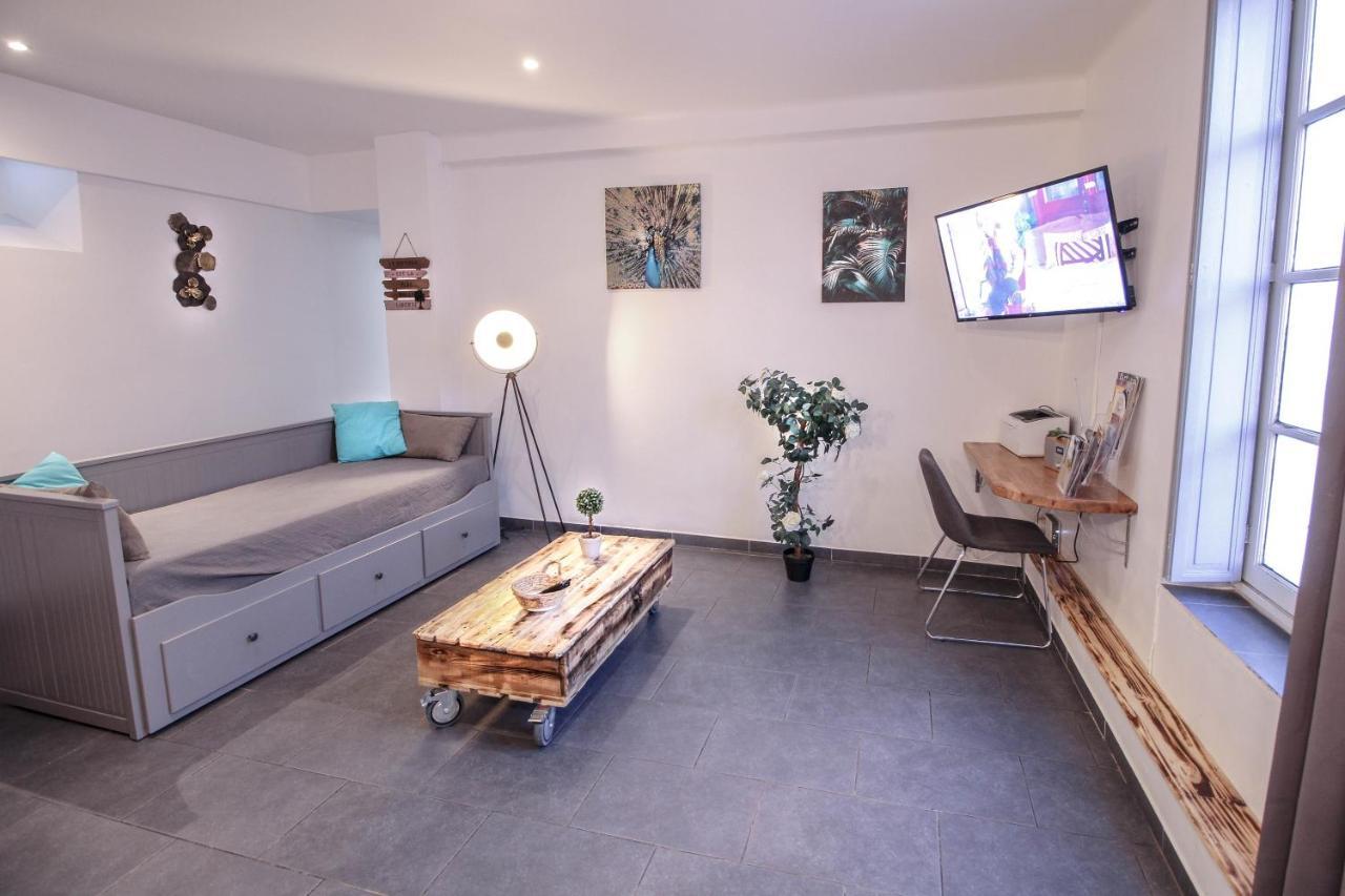 Appartement Calme Et Spacieux, Cite Et Ville A Pied, Wifi, 2 Chambres, 3 Lits การ์กาซอน ภายนอก รูปภาพ